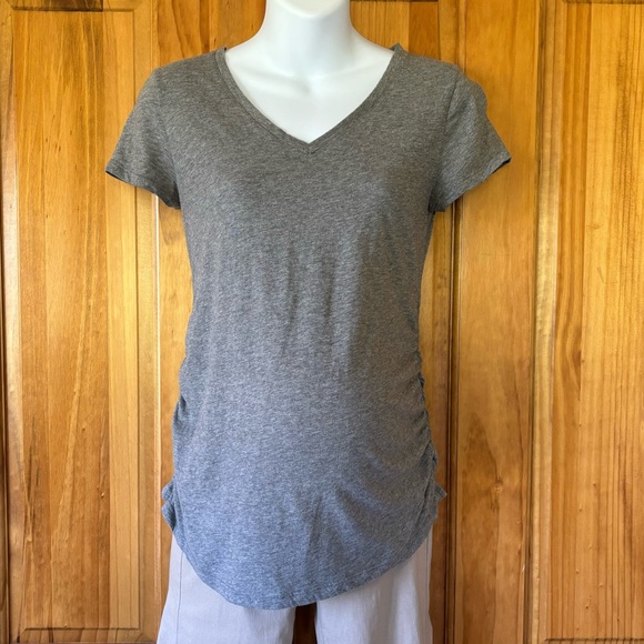 Maternity tee - Picture 1 of 3